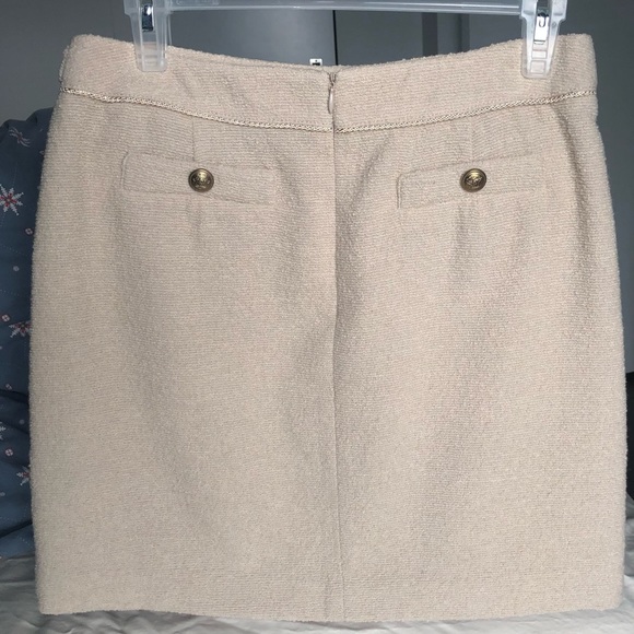 Boucle mini skirt, size M - Picture 2 of 9